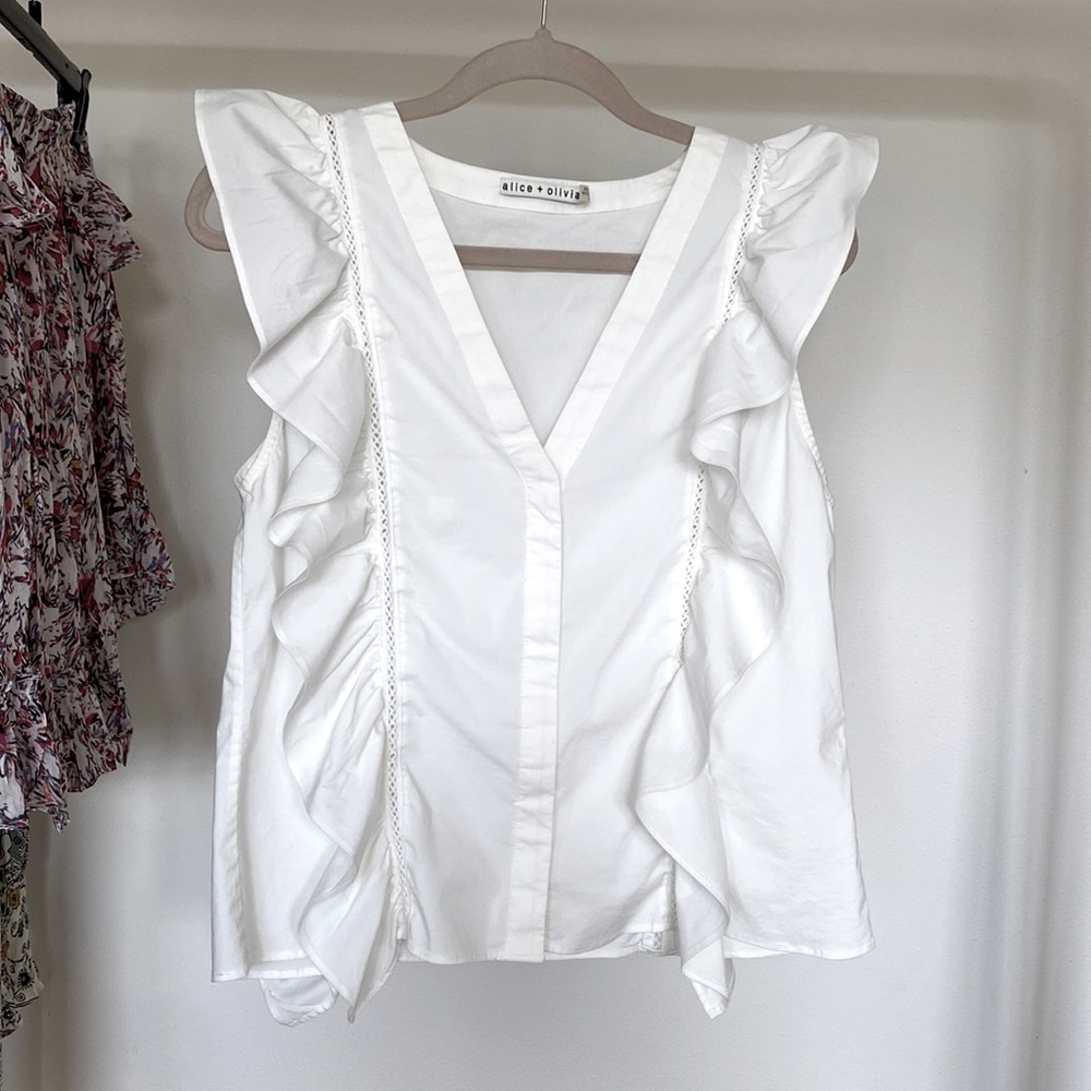 Alice+Olivia white top